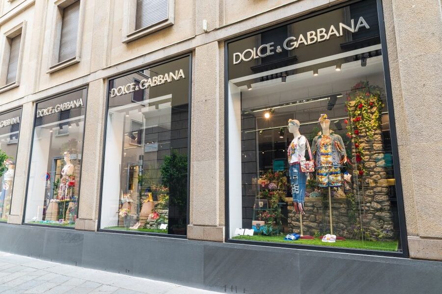 Milan Fashion, Art and Design Private Walking Tour - Language Options and What They Mean for Your Experience
