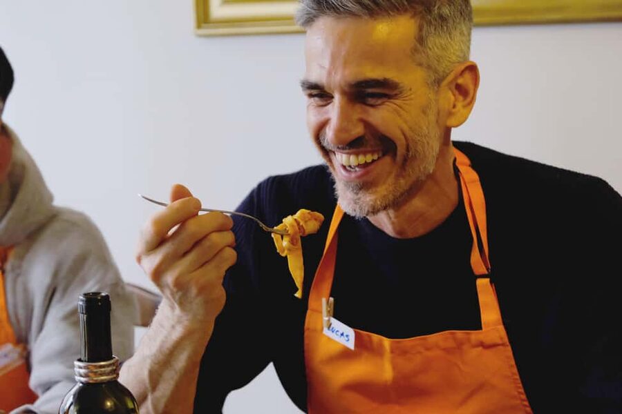 Milan: Fresh Pasta & Tiramisù Class in a Glamorous Home - What to bring (and what not to bring) for a smooth night