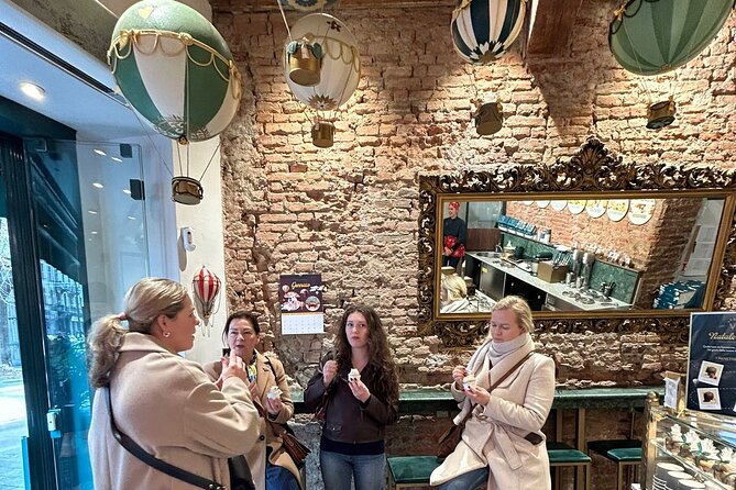 Milan Gourmet Food and Drinks Private Tour with Highlights - Panarello: The Cannoncino Pastry Moment