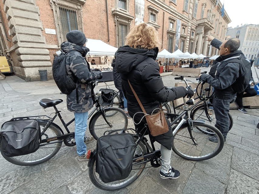 Milan: Guided Bike Tour - Basilica di Sant’Ambrogio and the Roman ruins on via Brisa