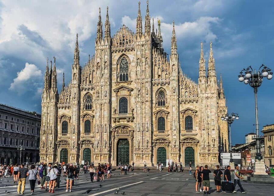 Milan: Guided Duomo Guided Tour and Rooftop Access - Key Highlights You Can Actually Use