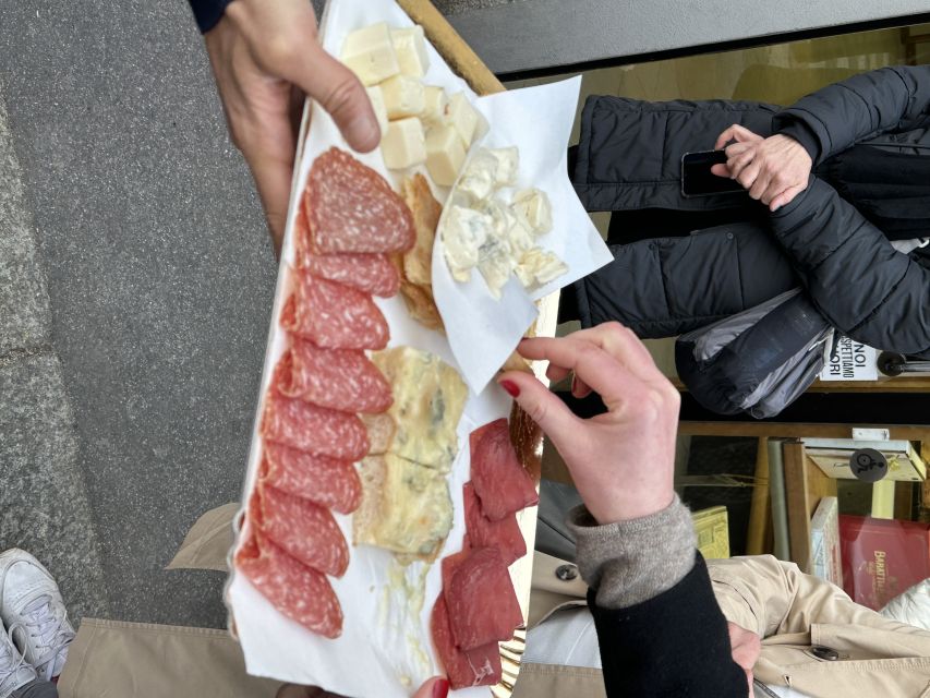 Milan: Guided Street Food Walking Tour with Food Tasting - Should you book it?