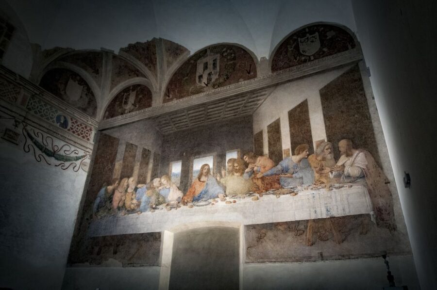 Milan: Guided Walking Tour with Last Supper Skip-the-Line - Piazza della Scala and La Scala: The Opera House, Up Close Enough