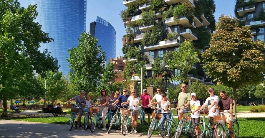 Milan: Highlights and Hidden Gems Guided Bike Tour - Key things to know before you pedal