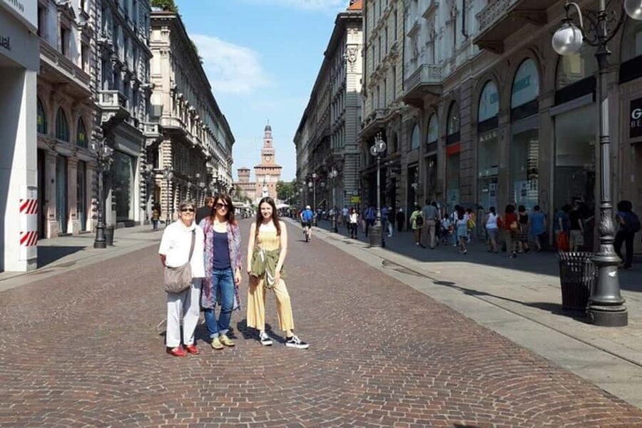 Milan : Highlights & Hidden gems Private Walking Tour - Why This Private Milan Walk Works Better Than a Big Tour