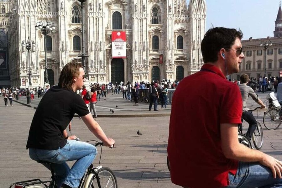 Milan : Highlights & Hidden gems Private Walking Tour - Galleria Vittorio Emanuele II: Architecture You Can Walk Inside