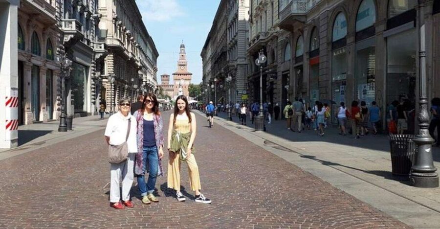 Milan : Highlights & Hidden gems Private Walking Tour - Castello Sforzesco: Courtyards That Show Power Without Rush