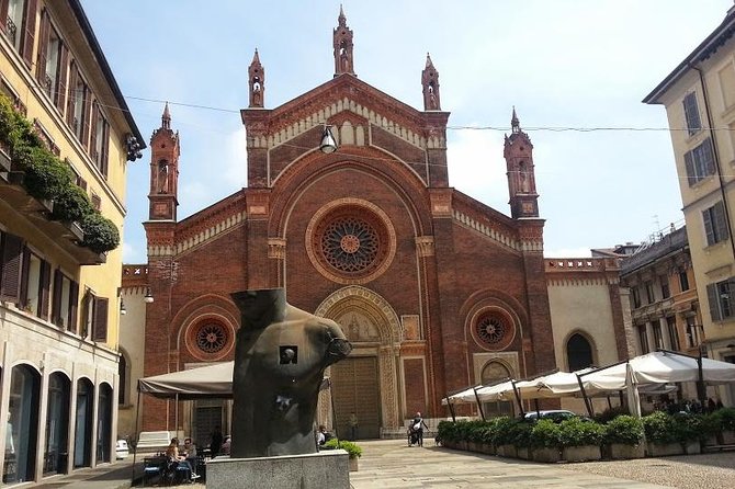 Milan : ITALIAN FOOD TOUR - 3h - Porta Nuova gelato: the easy win at the end