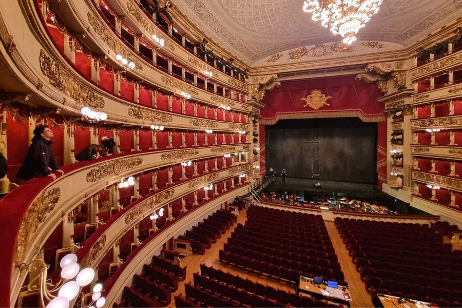 Milan: La Scala Theater and Museum Tour with Entry Tickets - What You’ll Experience in a 1-Hour La Scala Tour