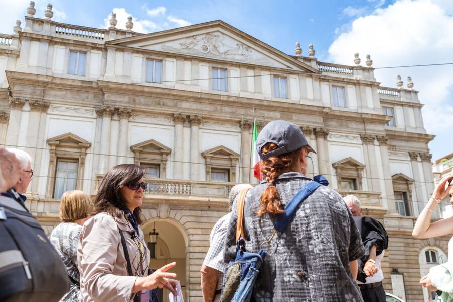 Milan: La Scala Theater & Museum Guided Experience - From Il Foyer to the Museum Entrance: Start Smart in Milan