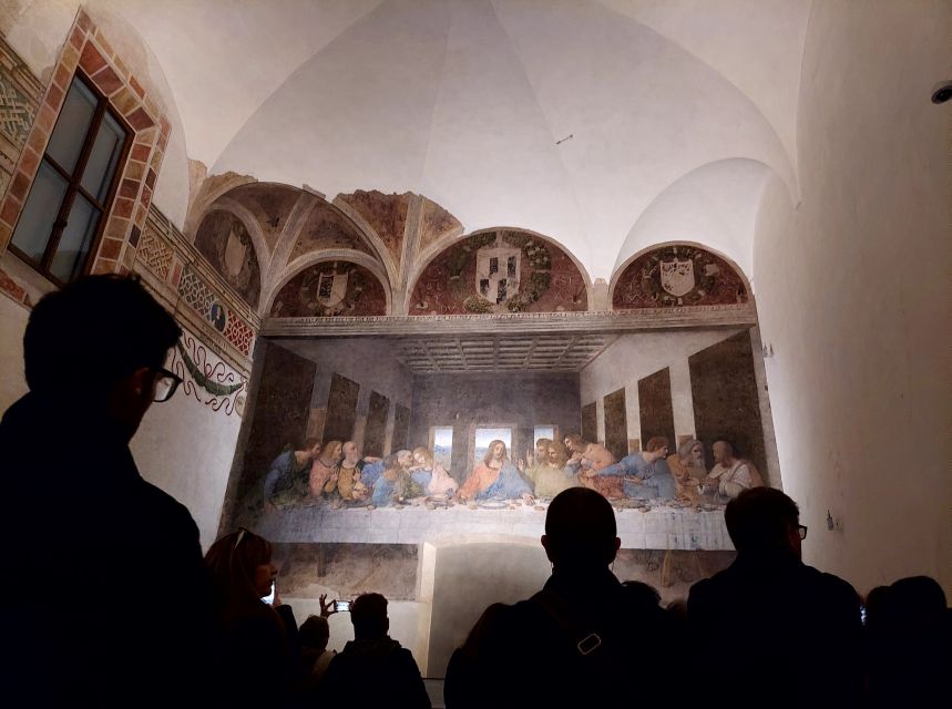Milan: Last Supper Skip-the-Line Entry Ticket & Guided Tour - Meeting at Piazza di Santa Maria delle Grazie and getting in smoothly