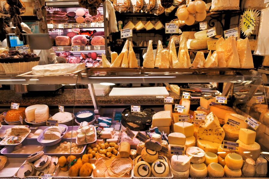Milan: Market and Meal at a Local's Home - FAQ