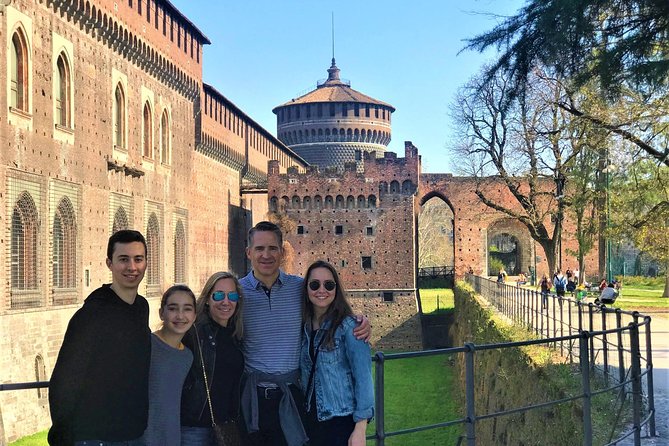 Milan Must-See Sites Guided Tour with Skip-the Line Tickets to Duomo & Cathedral - Your 3-Hour Schedule: How the Timing Really Feels
