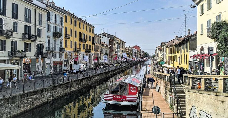 Milan: Navigli District Canal Boat Tour with Aperitivo - Price and what you really get for $41