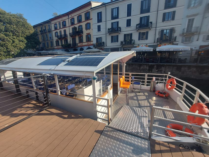 Milan: Navigli District Guided Canal Cruise - Comfort reality check: no heating or air-conditioning on the boat