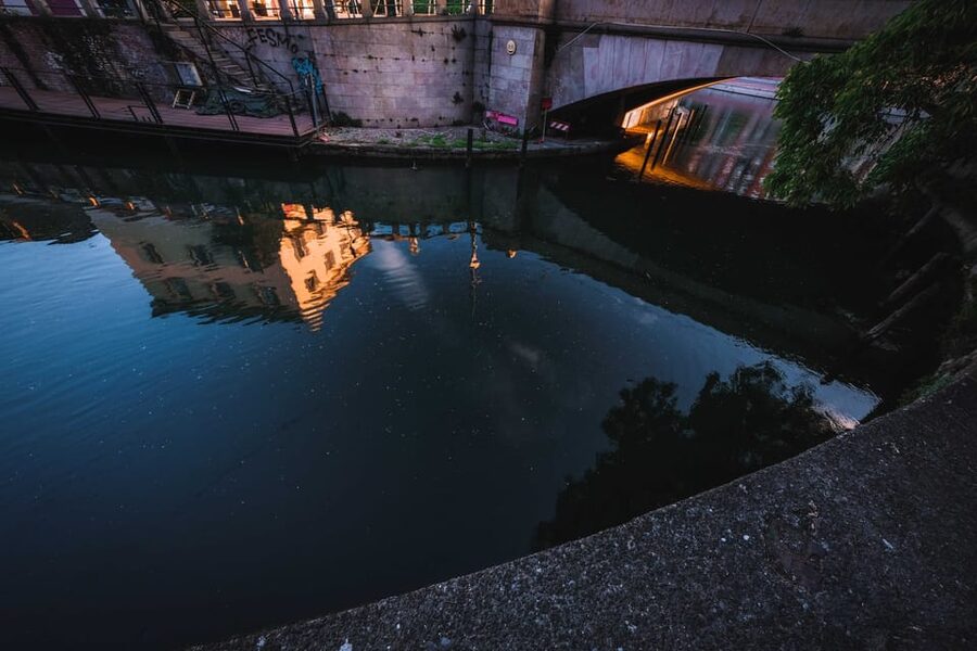 Milan: Navigli District Guided Canal Cruise - Who should book this cruise (and who might skip it)