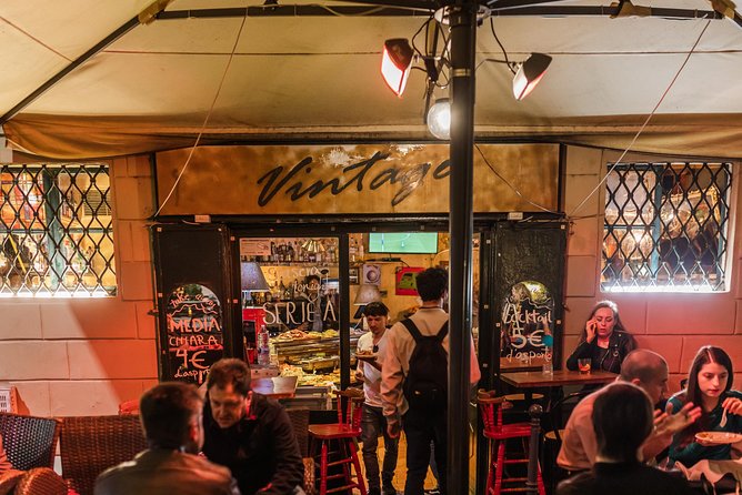 Milan Night Tour & Drinks with a Local Guide: Private & 100% Personalized - Teatro alla Scala: culture first, or a bar hop option