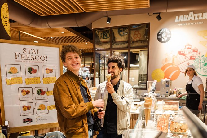 Milan Night Tour & Drinks with a Local Guide: Private & 100% Personalized - Nottingham Forest: a classic cocktail stop with old-school cred