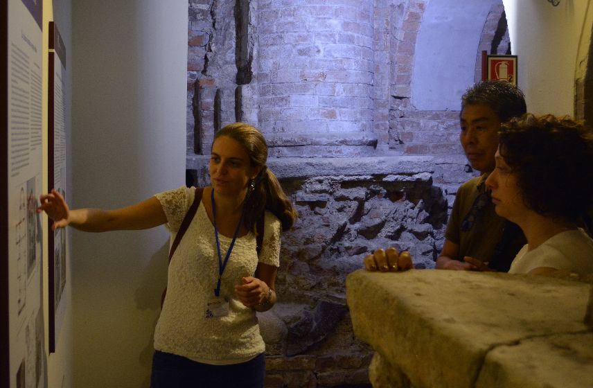 Milan Off-the-Beaten-Path Private Walking Tour - Royal Palace, San Gottardo’s legend, and the stories that connect the dots