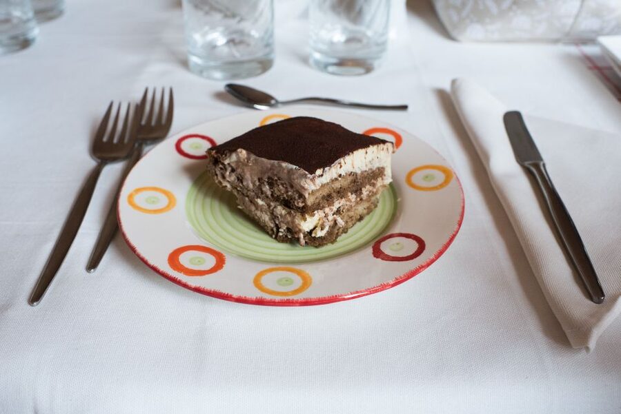 Milan: Pasta and Tiramisu Class at a Local's Home - Eating What You Make: Lunch or Dinner With Wine Pairing
