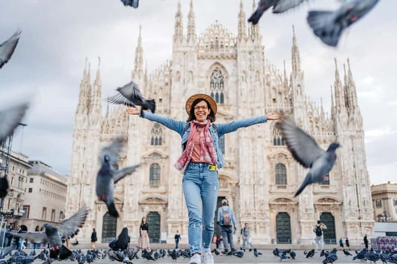Milan: Photoshoot at the Cathedral - Where You’ll Shoot Around the Duomo (and Piazza Mercanti)