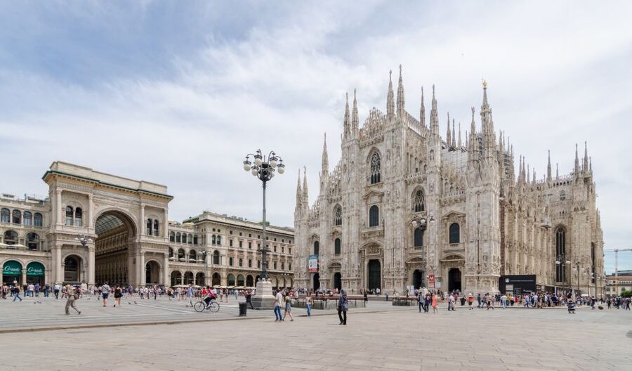 Milan: Private 4-Hour Walking Tour - Duomo di Milano entrance: the stop that changes how you see Milan