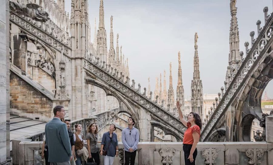 Milan: Private City Tour With Milan Cathedral & Terraces - Galleria Vittorio Emanuele II and La Scala, seen the right way