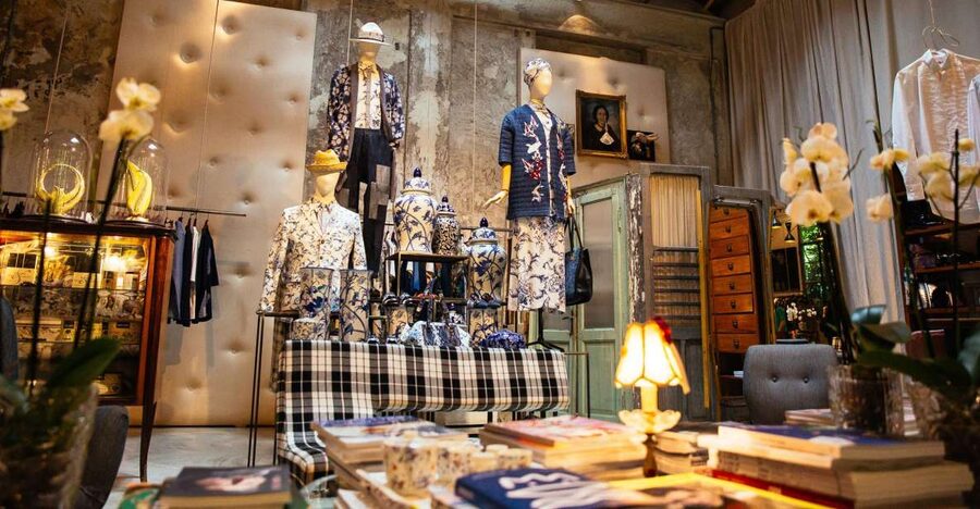 Milan: Private Fashion Tour - Your expert guide: how the tour stays personal