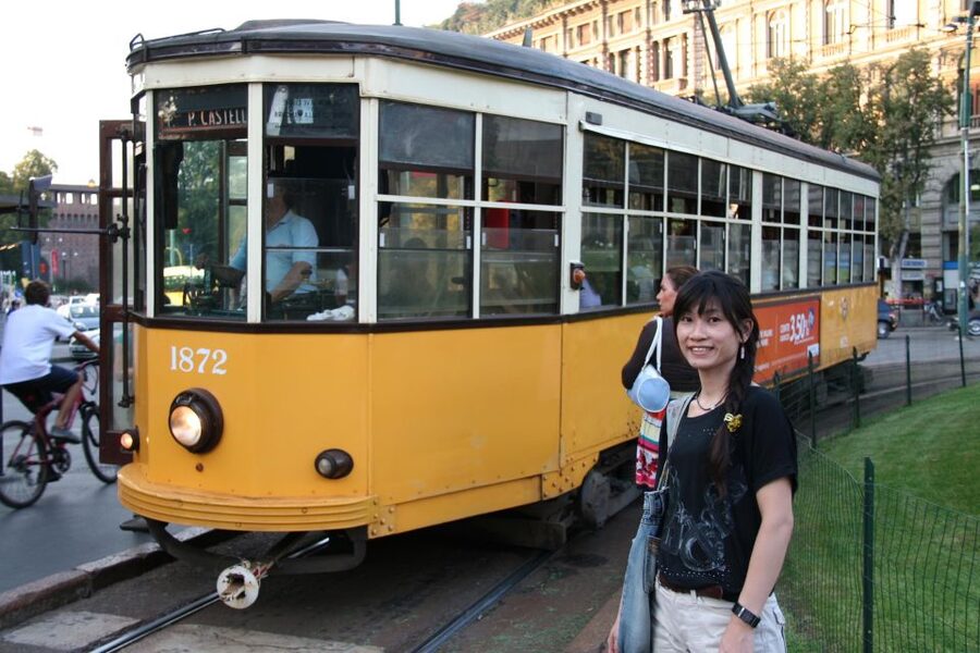 Milan: Private Sightseeing & Shopping Tour with a Local - How the private Milan walk works (and why that matters)