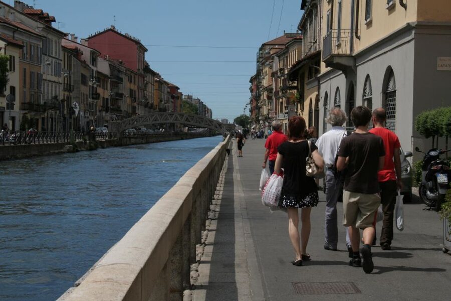 Milan: Private Sightseeing & Shopping Tour with a Local - Who this tour fits best—and who should skip it