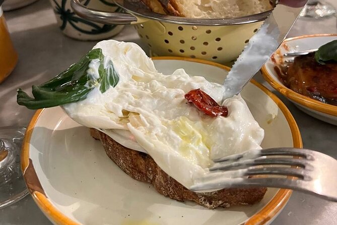 Milan Private Walking Tasting Tour with Secret Food Tours - Alzaia Naviglio Grande: the walk that makes the tour worth it