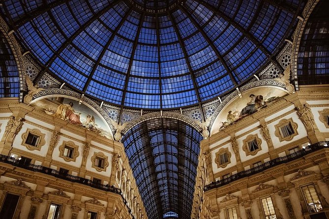 MILAN PRIVATE WALKING TOUR BY NIGHT: AMAZING MILAN - 2 h - Castello Sforzesco: Renaissance power with a quick reality check