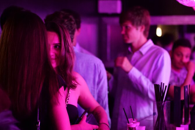 Milan Pub Crawl Party with Free Shots and Drink Deals by Riviera - Stop 4: Superlove Milano to finish strong