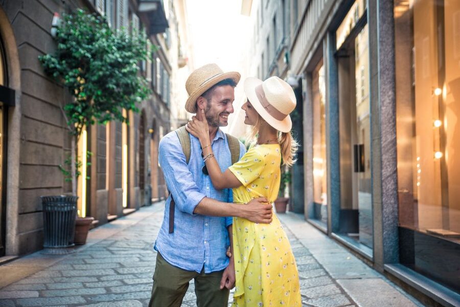 Milan: Romantic photoshoot for Couples - Duomo Square stop: the Milan backdrop you can actually use