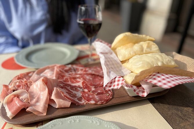 Milan's Authentic Street Food tour: A Gourmet Experience - How Pickup and Getting Around Works (and Why It Matters)