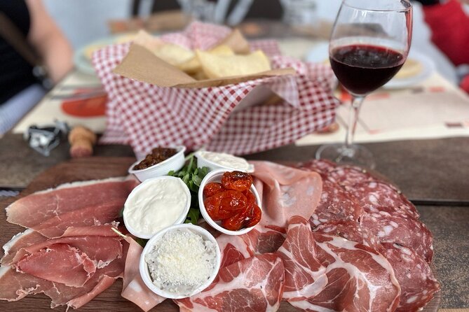 Milan's Authentic Street Food tour: A Gourmet Experience - Drinks and Portions: What Included Means for Your Day