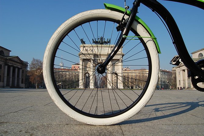 Milan's Hidden Gems: Unique Bike Tour (ENG, NL) - CityLife and Arco della Pace: Milan’s modern face and ceremonial roads
