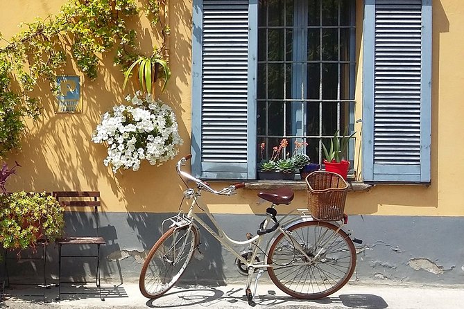 Milan's Hidden Gems: Unique Bike Tour (ENG, NL) - Sforza Castle area and Corso Garibaldi: big sights without the full crowd day