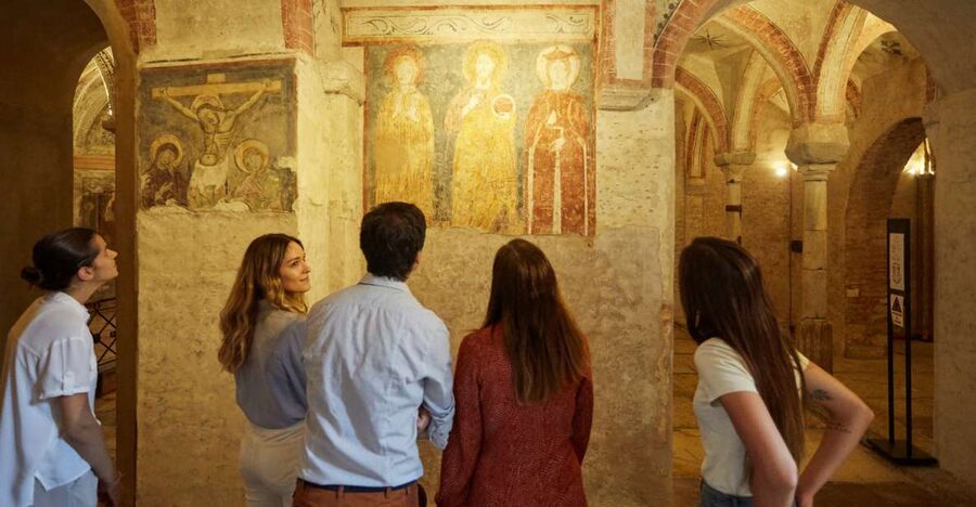 Milan: San Sepolcro Crypt Skip-the-Line Entry Ticket - Where to Meet: Piazza San Sepolcro and the Staircase by Federico Borromeo