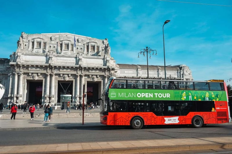 Milan: Skip-the-Line Duomo & La Scala Museum Guided Tour - Audio and group size: when you’ll rely on the guide