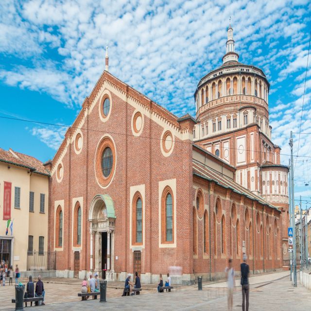 Milan: Skip-the-line Sforza Castle and Museums Private Tour - Inside the fortress: rooms, courtyards, and major artworks you’ll hear about
