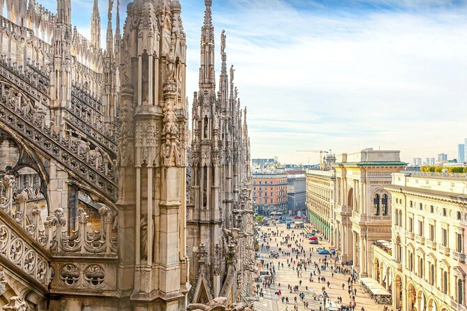 Milan Small Group: Duomo & Rooftop, Sforza Castle, Gelato Tasting - Guide factor: why small-group storytelling improves the sights