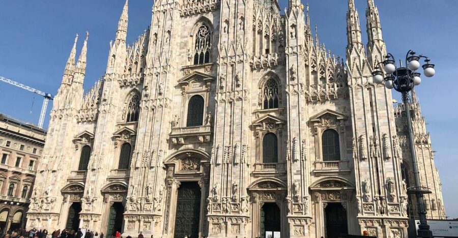 Milan: Small Group Walking Tour with Last Supper Access - The opening start: meeting near the Last Supper ticket box office