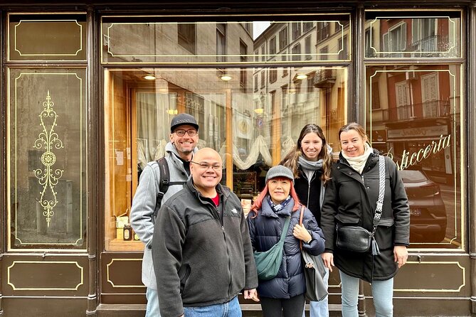 Milan Street Food Tour and City Sightseeing with Local Guide - Duomo area sightseeing and the Sforza Castle pass-by