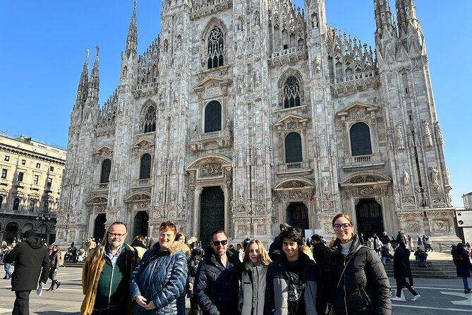 Milan Street Food Tour and City Sightseeing with Local Guide - Timing, meeting points, and how to keep the walk stress-free