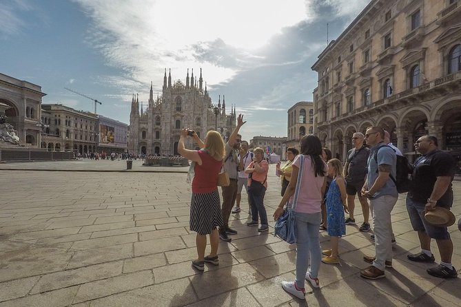 Milan Super Saver: Skip-the-Line Duomo and Rooftop Guided Tour - Rooftop terraces: elevator help, stair reality, and the best angles for photos
