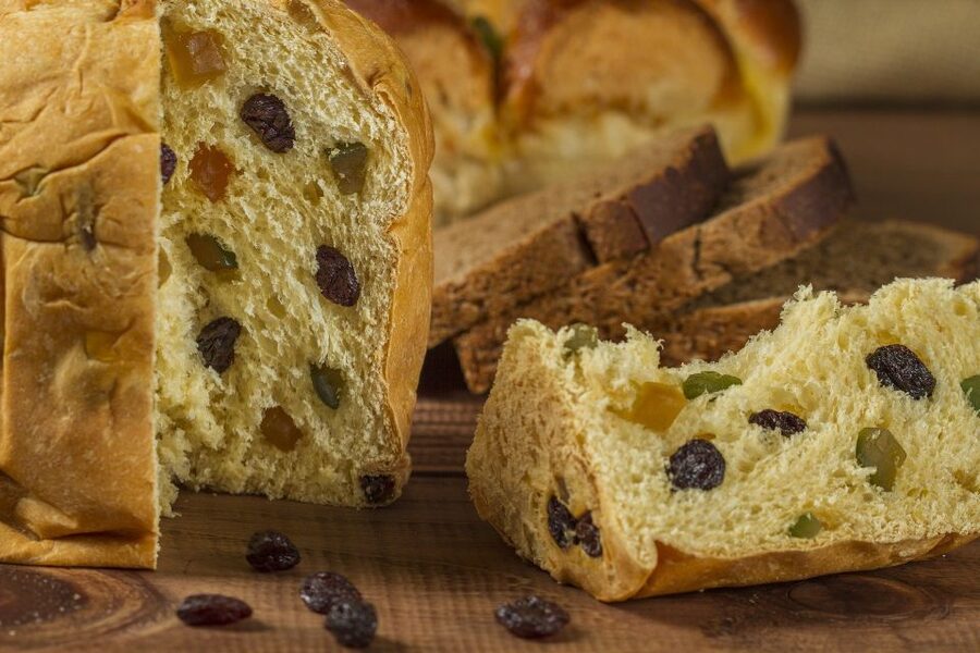 Milan: Sweet Delights Patisserie Tour - Hot drinks and the social dining pace that keeps it fun
