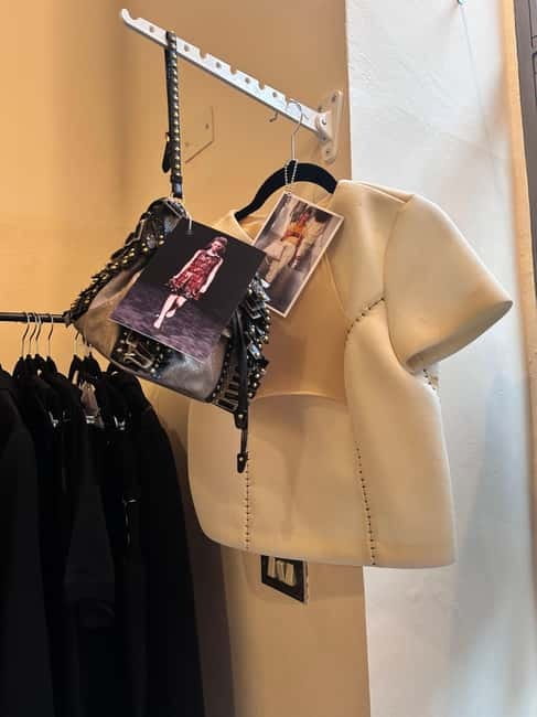 Milan: The Ultimate Vintage Shopping Guidebook - A Self-Gosen Vintage Day in Milan, Without Waiting on Anyone