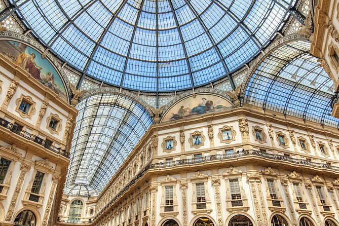 Milan Treasure Hunt for Groups of Friends, Team Building & Company Incentives - Timing and Group Size: The Sweet Spot for Friends and Corporate Incentives
