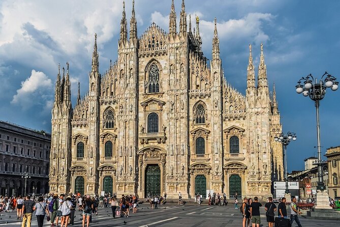 Milan Walking Tour: Explore Top Sights & Hidden Gems - Castello Sforzesco: Fortress Views and Museum Choices
